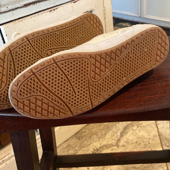 VANS x Sesame Street The Lizzie Elmo Embroidered Characters Shoe Mens Size 11 - Picture 10 of 11